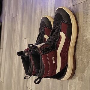 VANS UltraRange EXO Hi